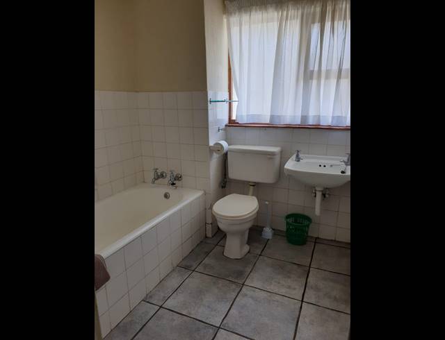 2 BEDROOM APARTMENT FOR SALE IN MANABA BEACH